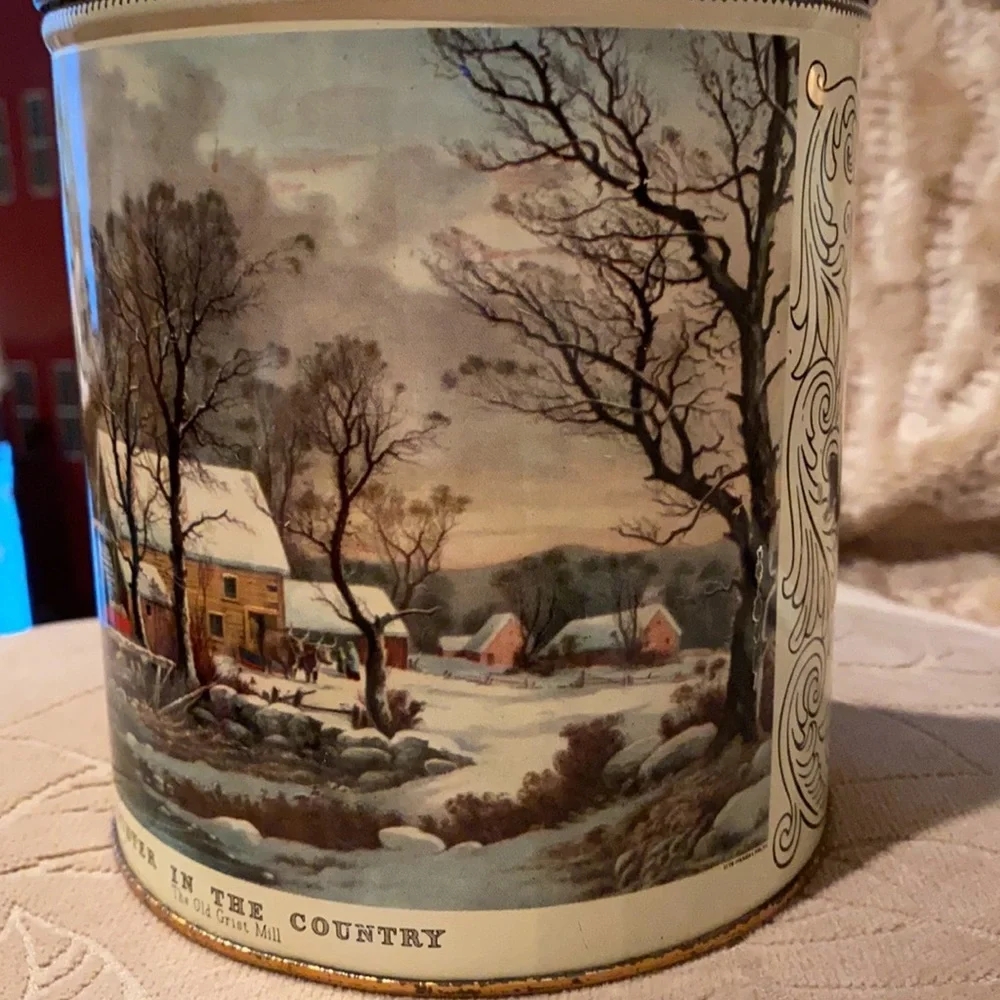 ~Decoware~ Vintage “Curry & Ives” Tins (Set of 2)